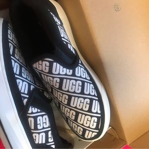 Beautiful kids ugg shoe